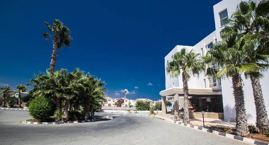 Polycarpia Hotel Pernera Exterior foto
